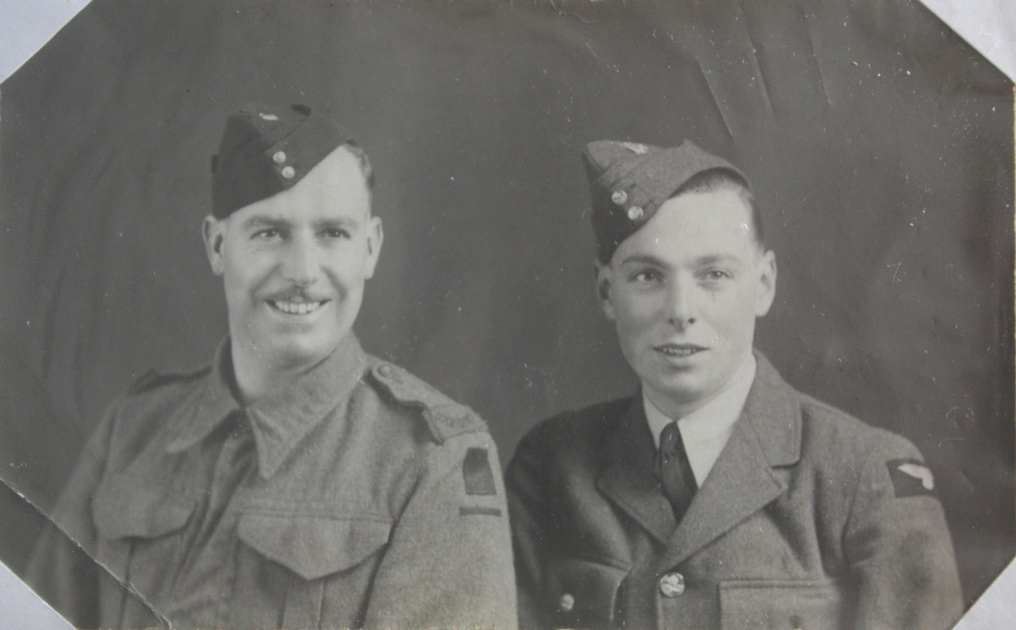 AYRES Ken and Gordon c.1940 Steve Ayres May 2025
