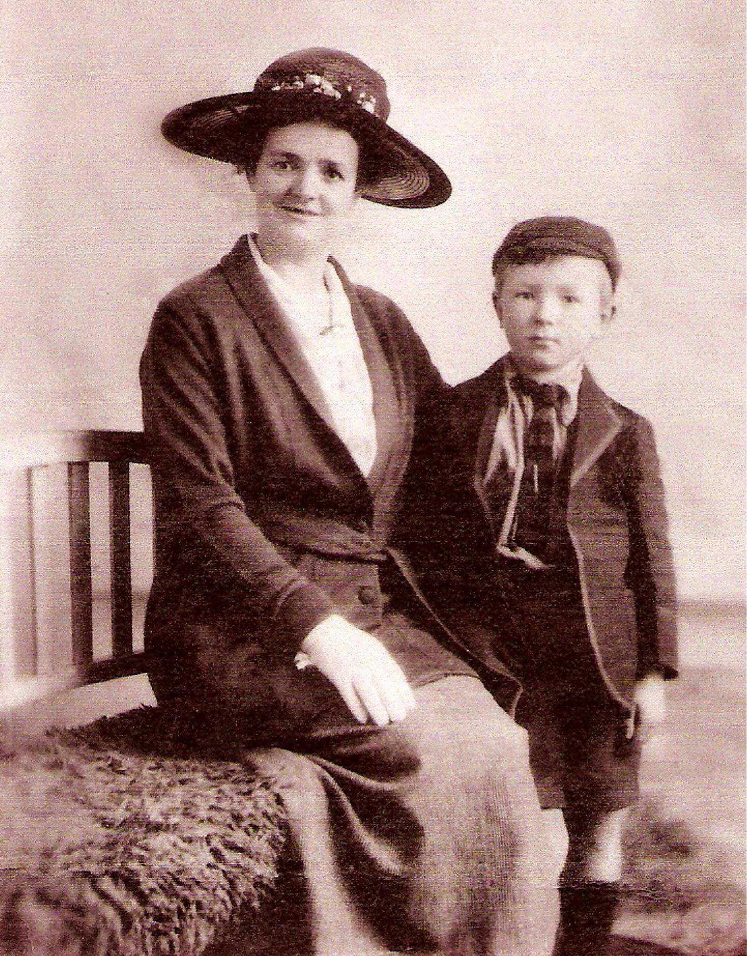 Harriet and Horace Bannister c. 1920