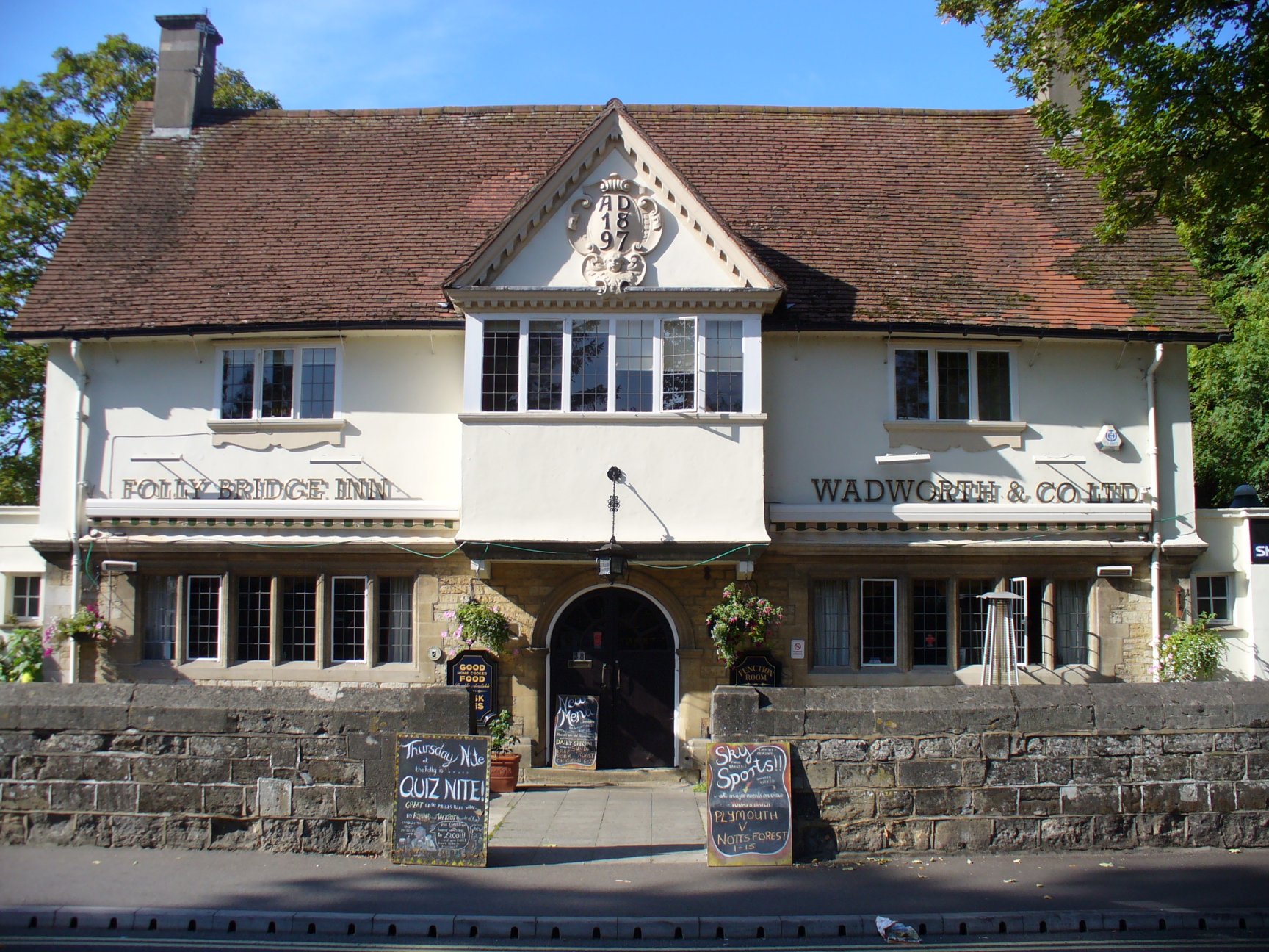 Folly Bridge Inn 1 smaller